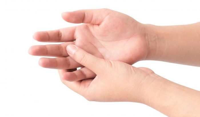 ارتز و بریس انگشت دست جهت ثابت نگه داشتن مفاصل انگشتان